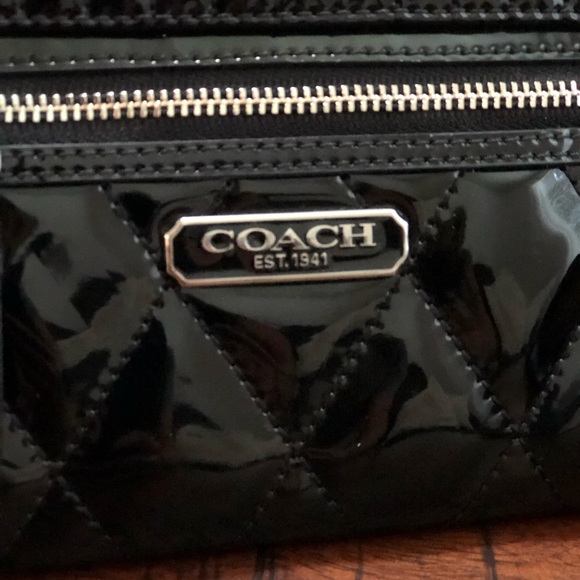 Coach Patent Leather Wristlet w/ dust cover - Picture 5 of 7